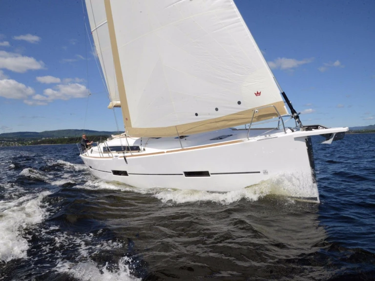 Noleggio Barca a vela Dufour con patente nautica