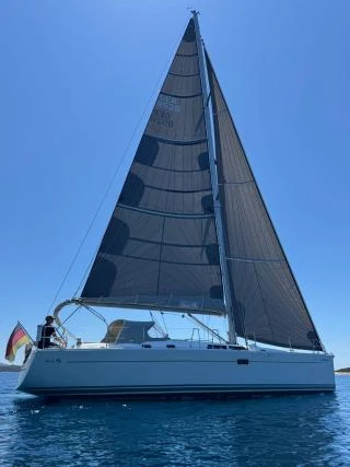 Noleggio barche Hanse Hanse 430 E a Pola su Samboat