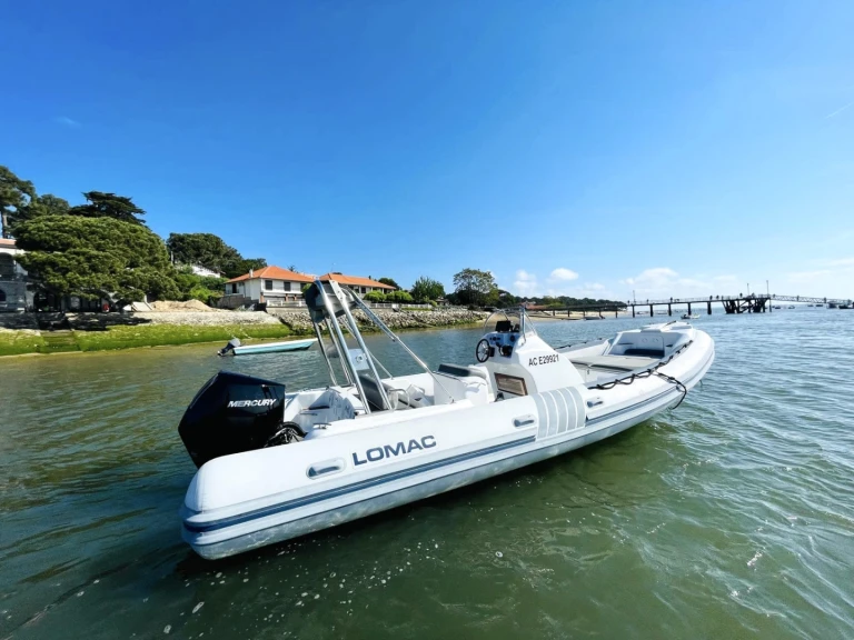 Noleggio Gommone Lomac con patente nautica