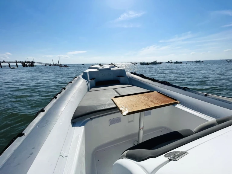 Noleggio a Lège-Cap-Ferret – Lomac Lomac 760 IN su SamBoat