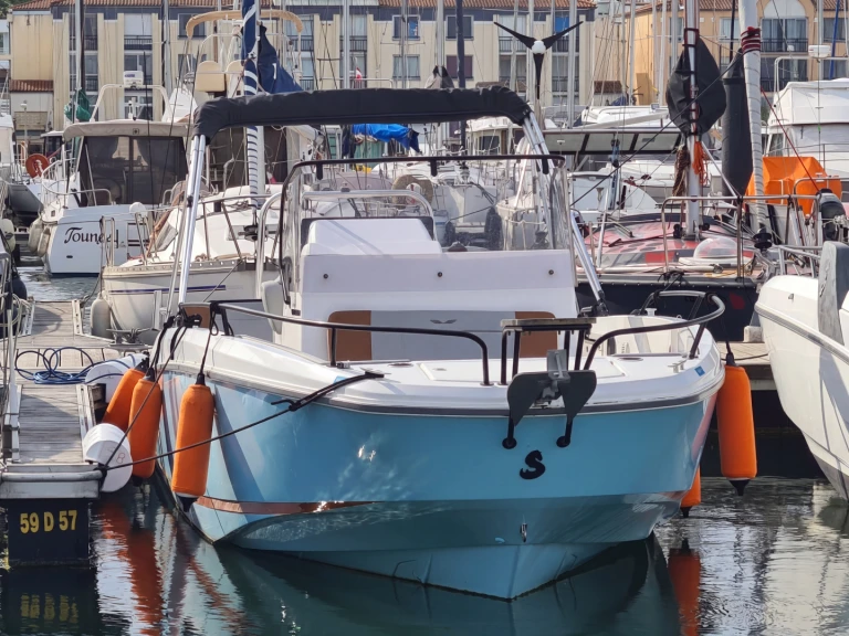 Noleggio barche Les Sables-d'Olonne economico Flyer 8 SPACEdeck