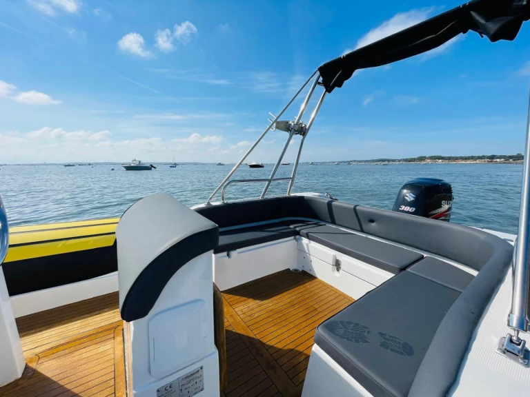 Noleggio Gommone Nautica Led con patente nautica