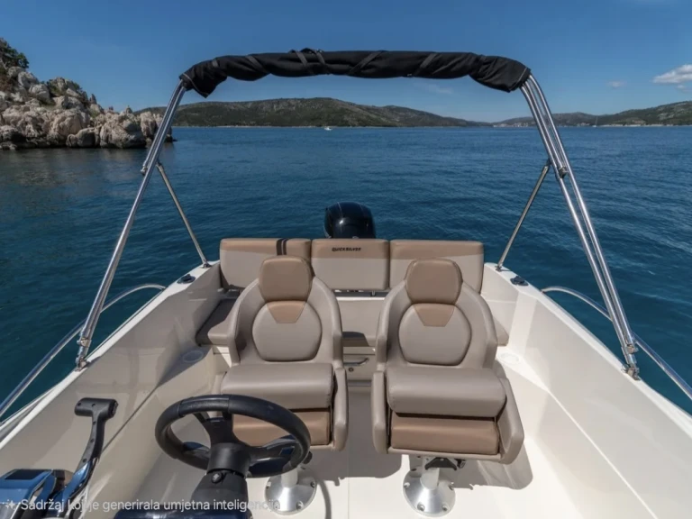 Quicksilver Activ 605 Open da affittare a  Spalato