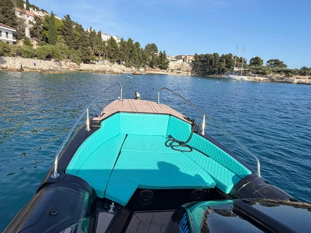 Noleggio Gommone Joker Boat con patente nautica