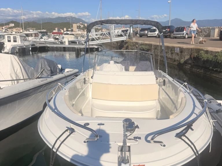 Noleggio barche Ajaccio economico Pacific Craft 625 Open Trendy