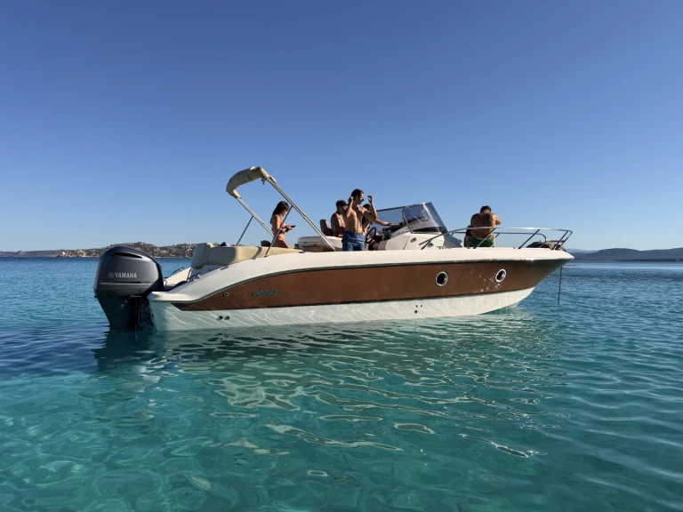 Noleggio a Poltu Quatu – Sessa Marine Key Largo 30 su SamBoat