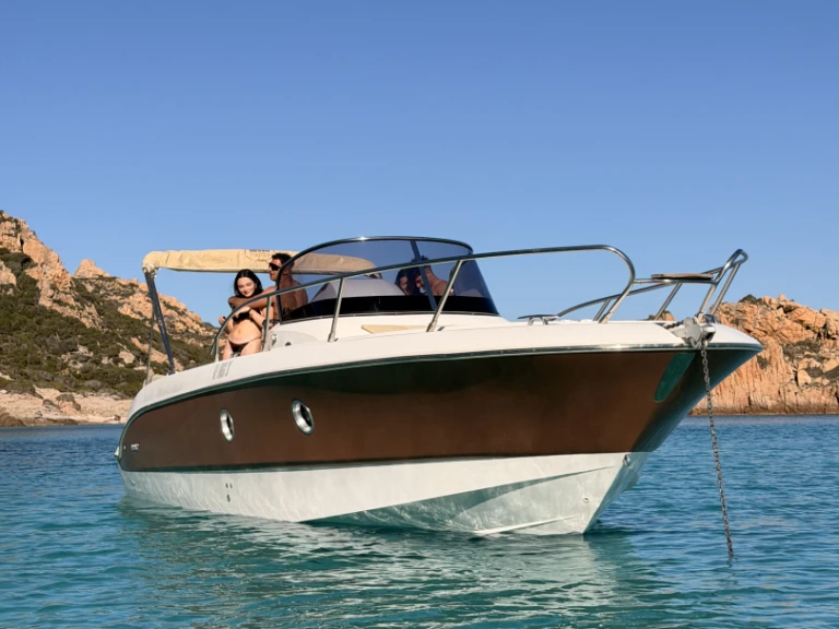 Noleggio Barca a motore con o senza skipper Sessa Marine a Poltu Quatu