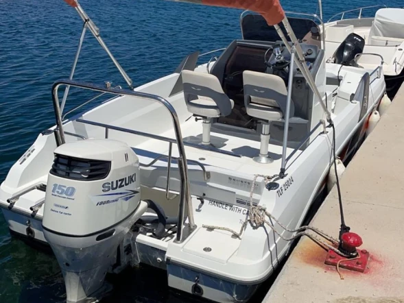 Noleggio barche Quicksilver Activ 605 Open Pack Sport a Marsiglia su Samboat