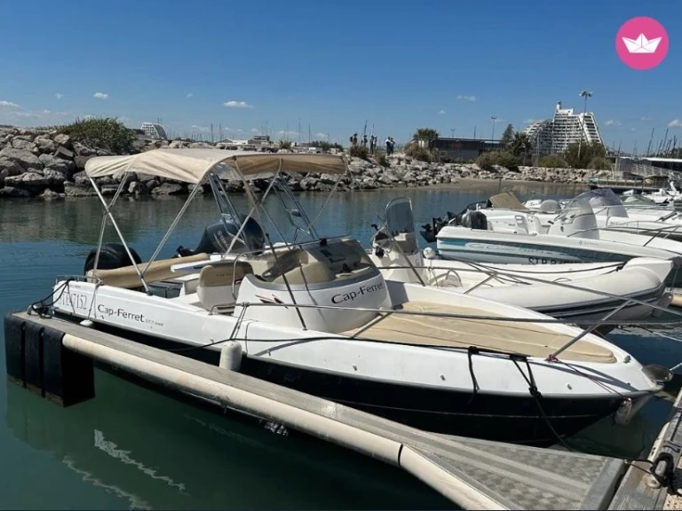 Noleggio Barca a motore a Six-Fours-les-Plages – B2 Marine Cap Ferret 552 Sun Deck