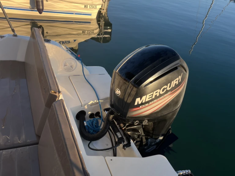 Quicksilver Activ 605 Open da affittare a  Marsiglia
