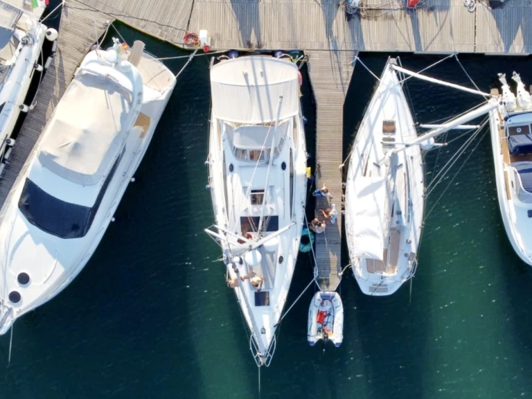 Noleggio Barca a vela a Muggia – Elan Elan 434