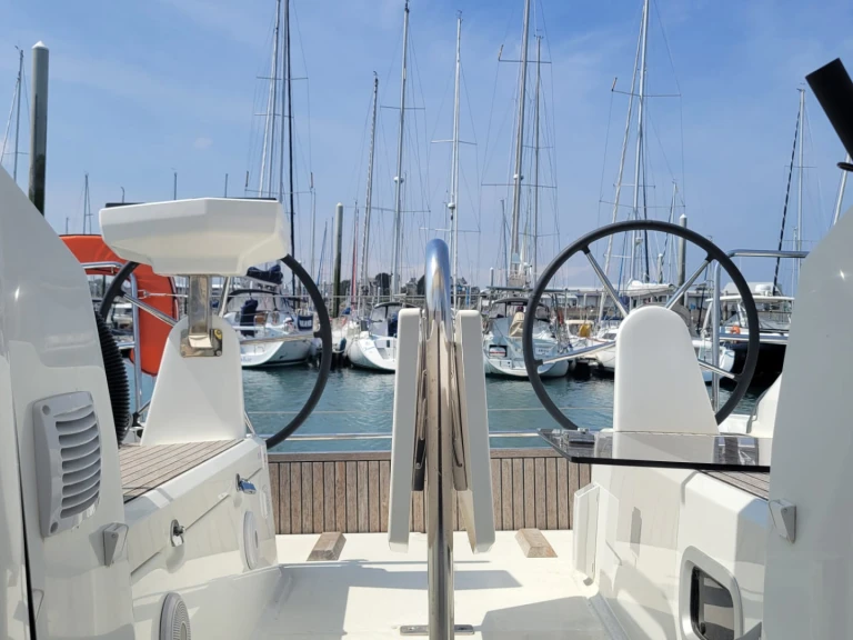 Noleggio Barca a vela Bénéteau con patente nautica