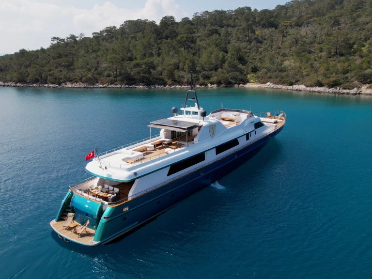 Noleggiare una lürssen custom a Bodrum