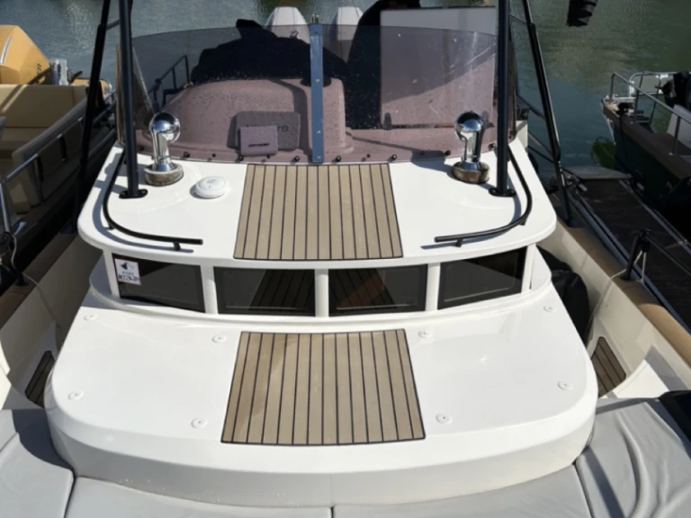 Noleggio barche Arcachon economico Beacher V10.2 Croisière