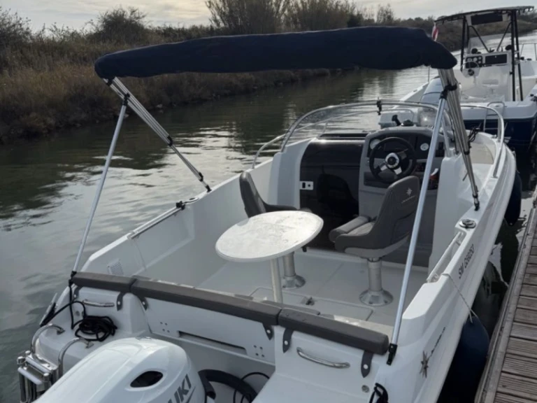 Noleggio barche Sainte-Marie-la-Mer economico Cap Camarat 5.5 WA Serie 2