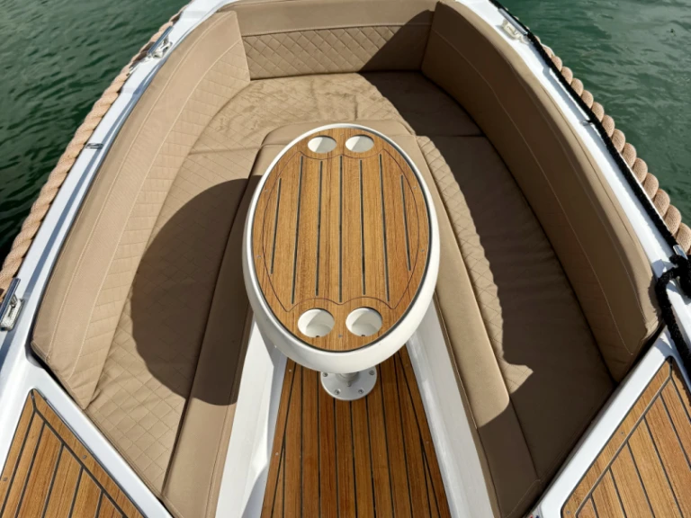 Silver Yacht Silver 495 da affittare a  Combrit