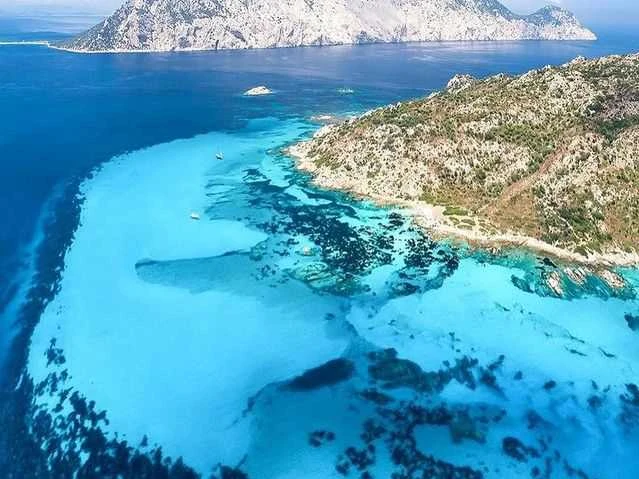 Noleggio Gommone Magnus con patente nautica