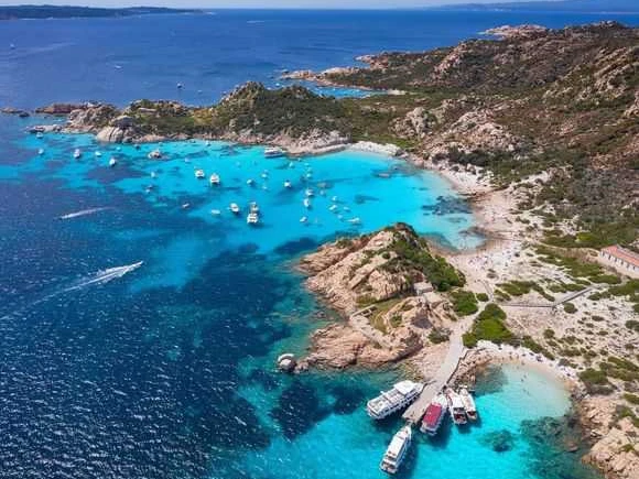 Gommone a noleggio a Porto Rotondo al miglior prezzo