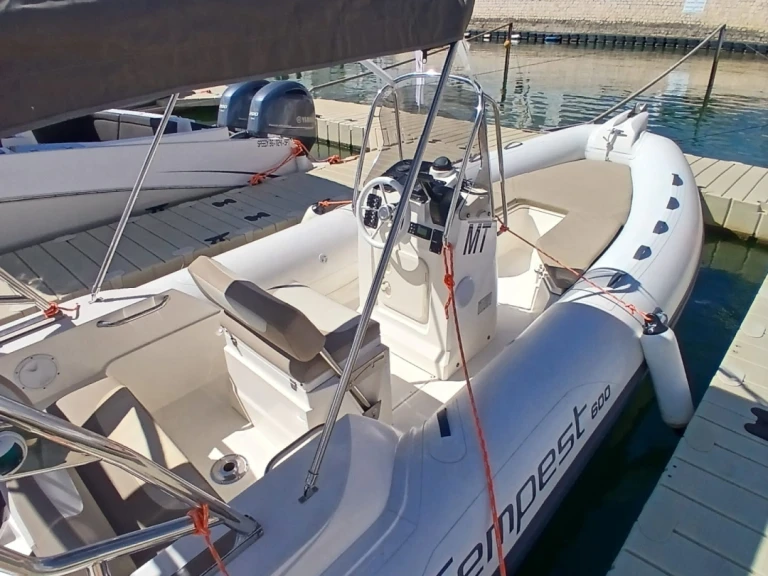 Noleggio Gommone con o senza skipper Capelli a Portimão
