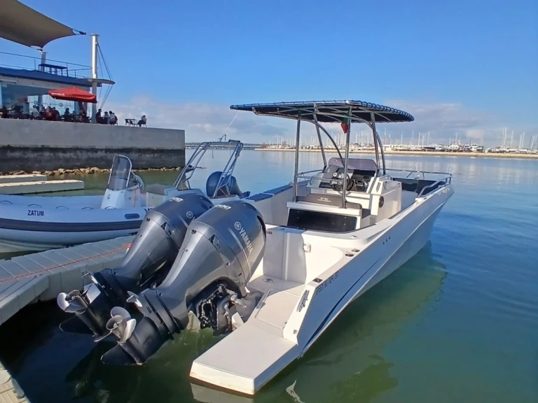Pacific Craft Pacific Craft 27 RX da affittare a  Portimão
