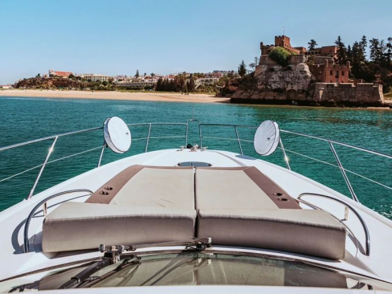 Noleggio barche Sunseeker Camargue 50 a Portimão su Samboat