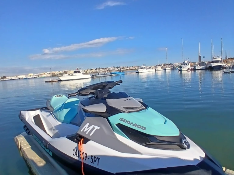 Noleggio Moto d'acqua con o senza skipper Sea-Doo a Portimão