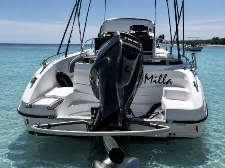 Noleggio barche La Grande-Motte economico Activ 555 Open