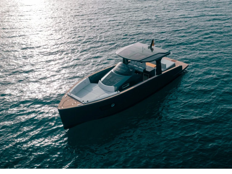 Tesoro Yachts T40 da affittare a  Chaniá