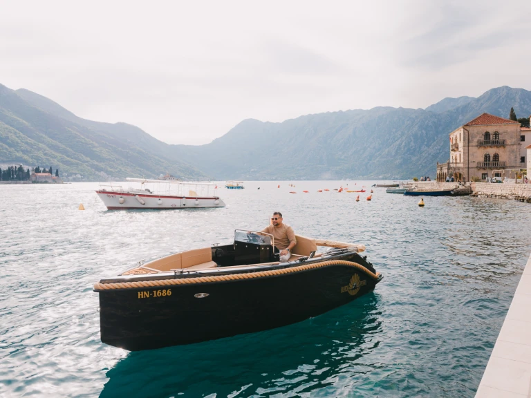 Noleggio a Perast – Poseidon Black Pearl  su SamBoat
