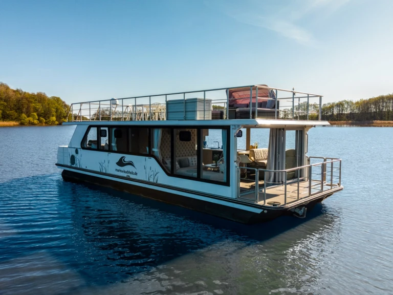 Noleggio Houseboat Luxboot con patente nautica