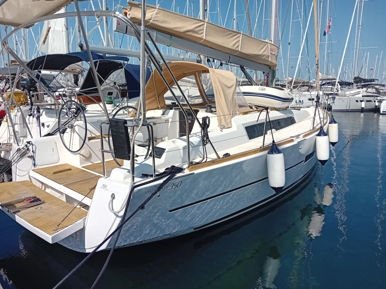Noleggio Barca a vela con o senza skipper Dufour a Zaravecchia (Biograd)