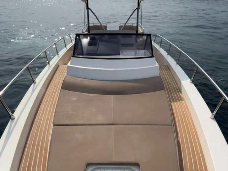 Noleggio Barca a motore Fiart con patente nautica