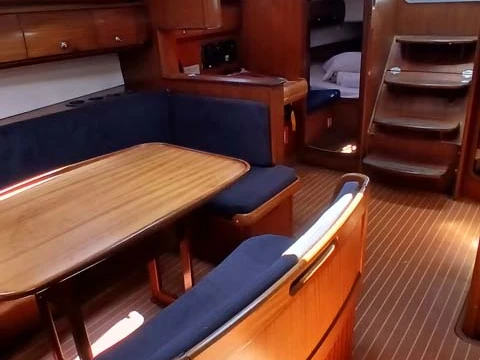 Noleggio Barca a vela con o senza skipper Bavaria a Gouviá