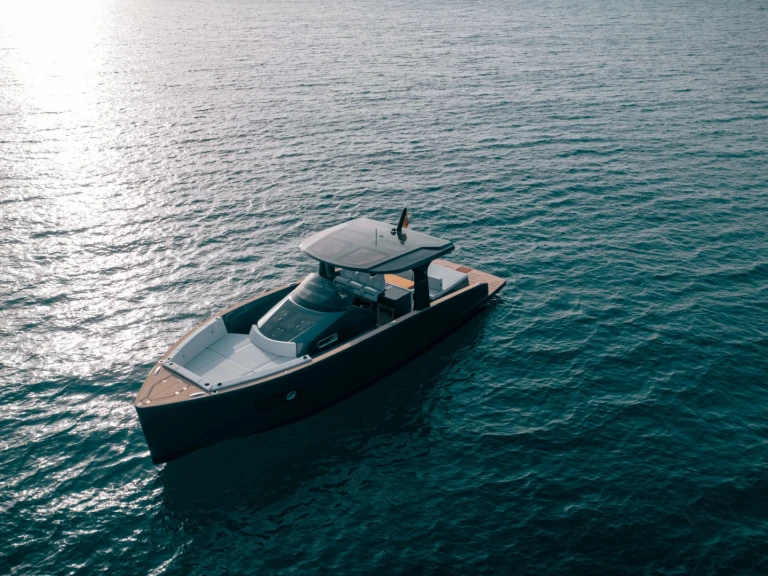 Noleggio Barca a motore Vanguard con patente nautica