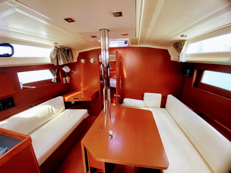 Noleggio barche Álimos economico Oceanis 41.1