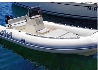 Noleggio Gommone con o senza skipper Bwa a San Teodoro