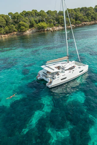Noleggio a Cannes – Fountaine Pajot L40 su SamBoat