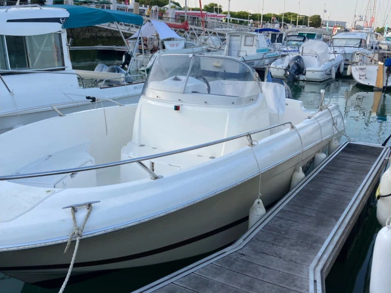 Noleggio barche Jeanneau Cap Camarat 635 Open a Royan su Samboat