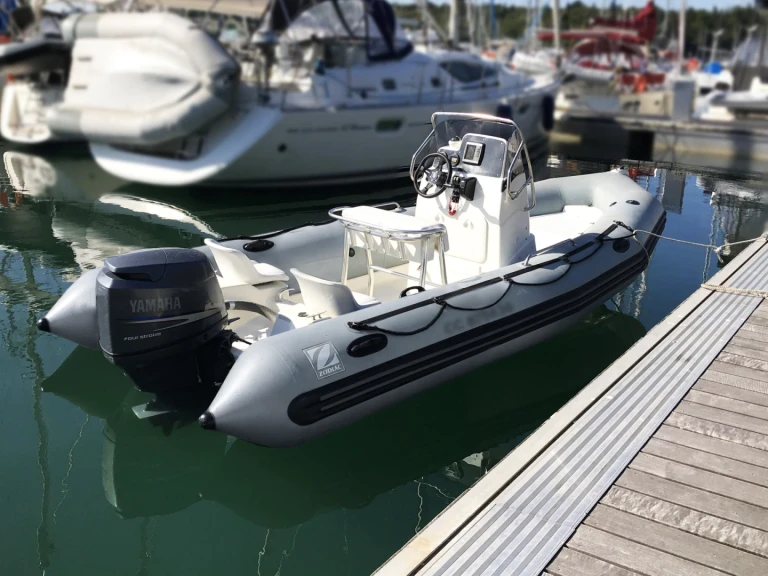 Noleggio barche Bénodet economico Pro Open 550 Black Limited