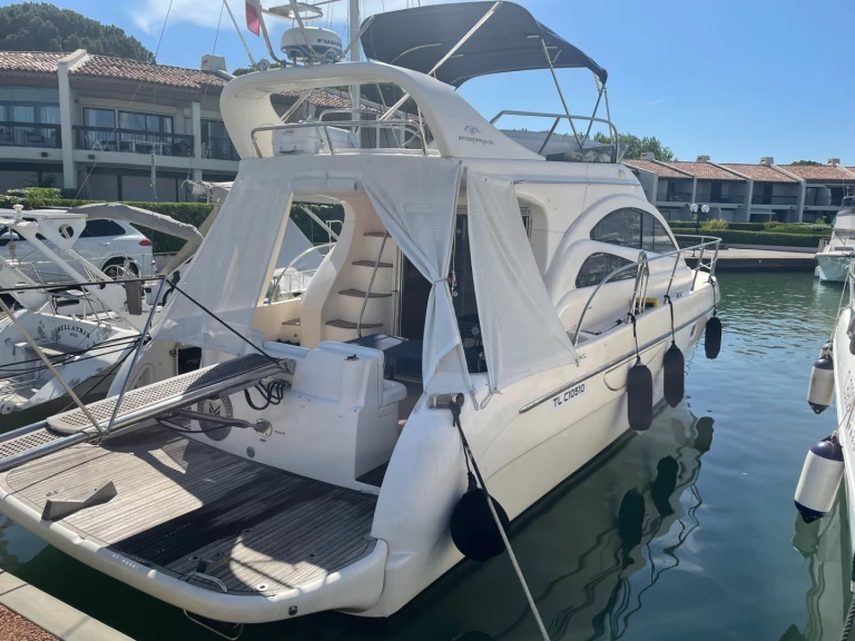Noleggio barche Intermare 42 Fly a Port de Saint Tropez su Samboat