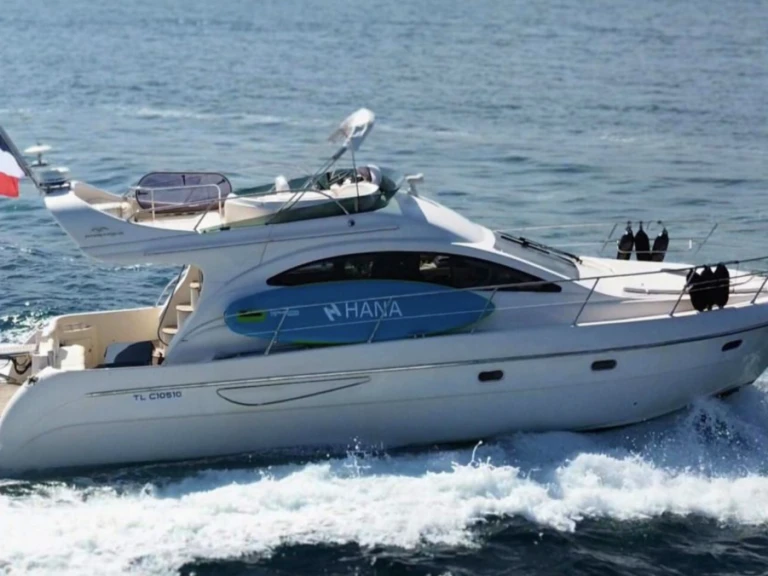 Noleggio Barca a motore con o senza skipper Intermare a Port de Saint Tropez