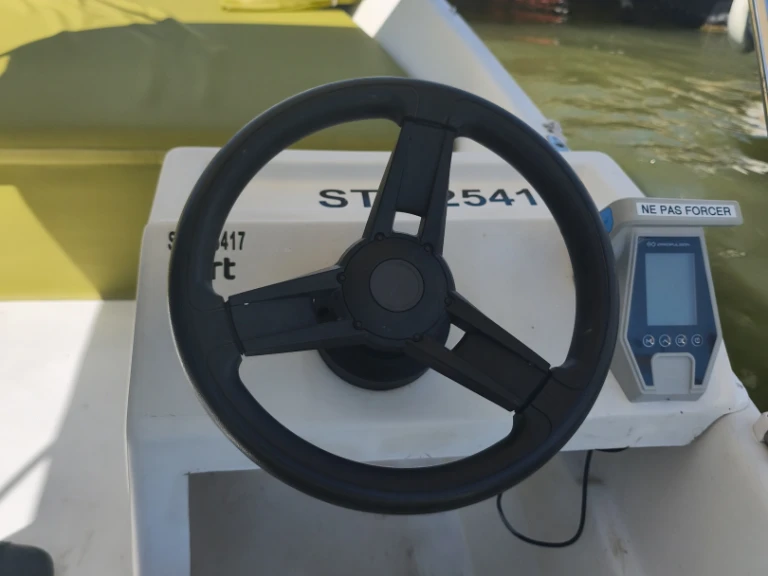 Noleggio Barca a motore con o senza skipper Sans Permis a Istres