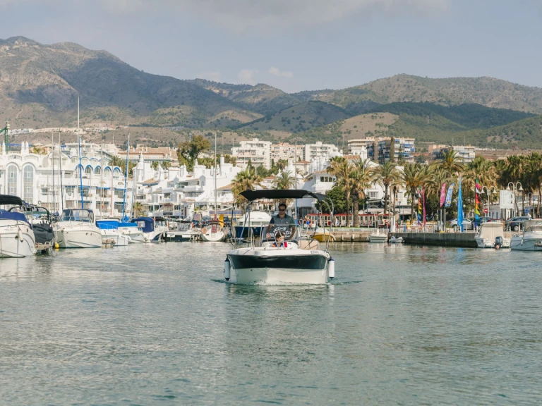 Noleggio barche Karel karel 450 cc a Benalmádena su Samboat