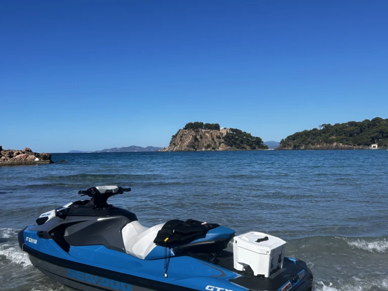 Noleggio Moto d'acqua con o senza skipper Sea-Doo a Hyères