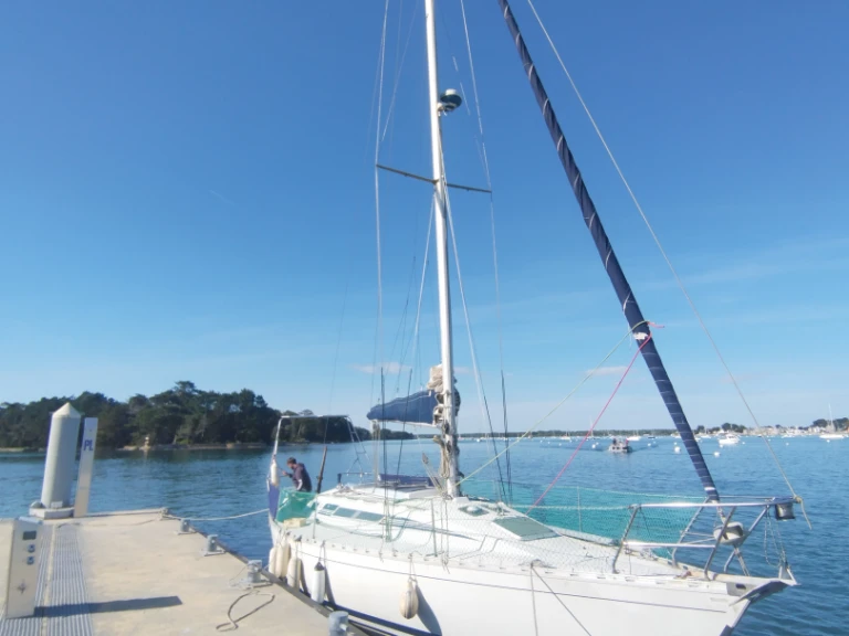 Noleggio Barca a vela Gibert Marine con patente nautica