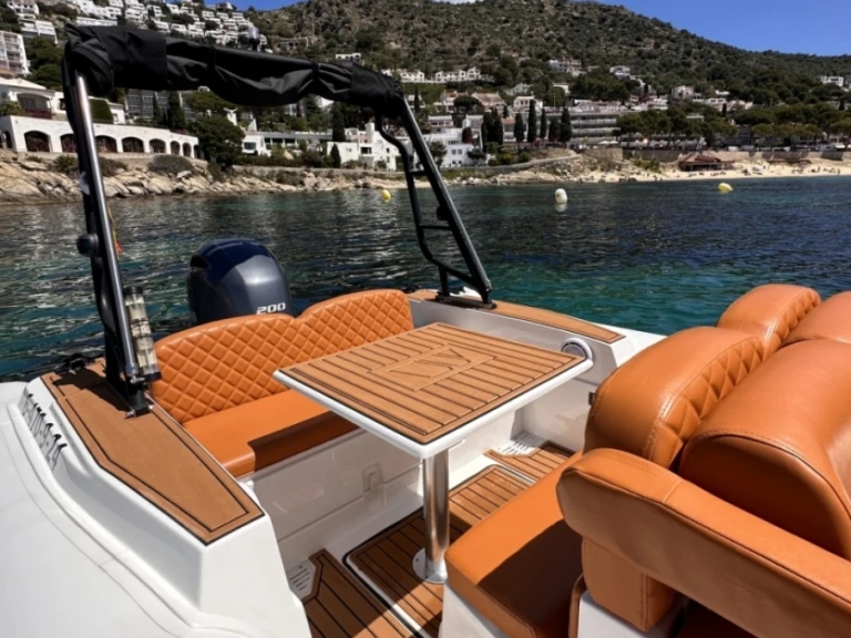 Noleggio Gommone con o senza skipper Tiger a Empuriabrava