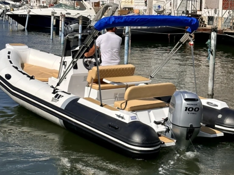 Noleggio Gommone Tiger con patente nautica