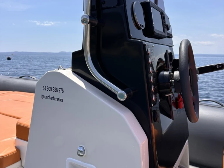 Noleggio Gommone a Empuriabrava – Tiger 650 Topline