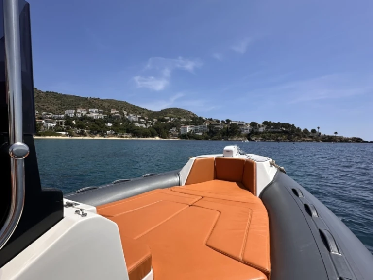 Noleggio barche Tiger 650 Topline a Empuriabrava su Samboat