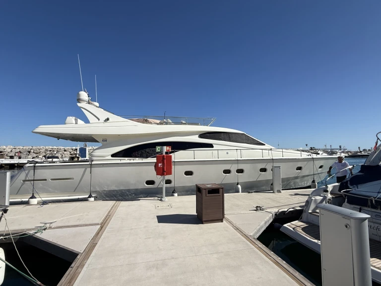 Noleggio barche Ferretti Ferretti 68 Anniversary a Ibiza Town su Samboat